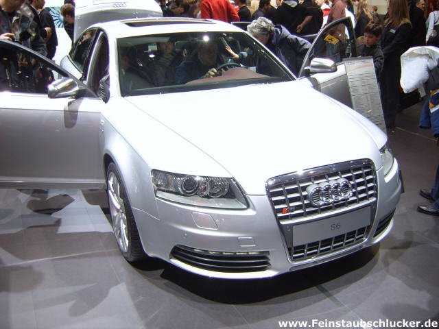Audi S6 Limousine - Front