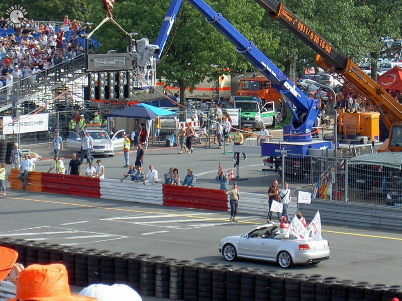 DTM - Audi-Fahrer im Audi RS4 Cabriolet